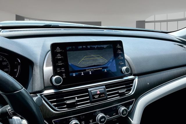 Used 2020 Honda Accord Touring image 14