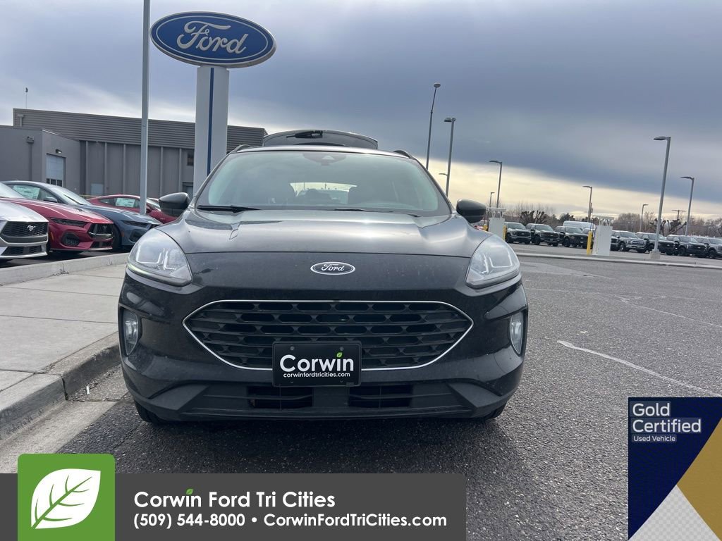 Used 2022 Ford Escape SEL w/ SEL Stealth AWD Package image 17