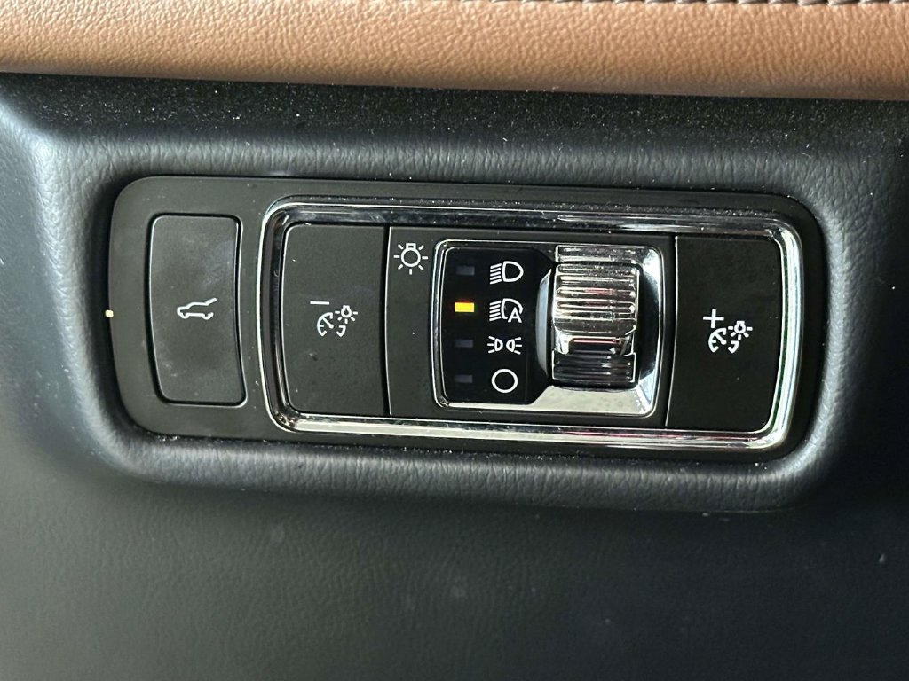 Used 2023 Lincoln Aviator Reserve w/ Elements Package Plus AWD/4WD image 23