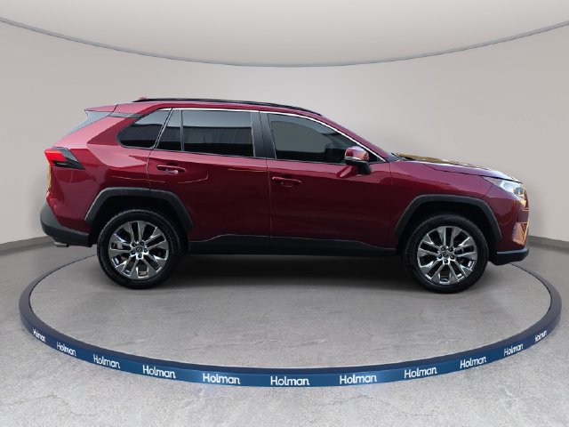 Certified 2021 Toyota RAV4 XLE Premium AWD/4WD image 4