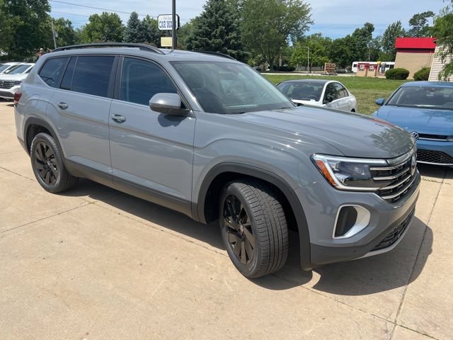 New 2026 Volkswagen Atlas SE