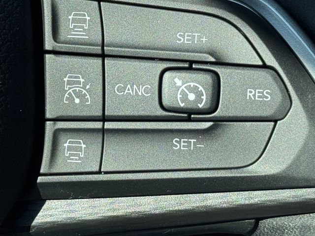 Certified 2023 Jeep Grand Cherokee Laredo w/ Luxury Tech Group I image 26