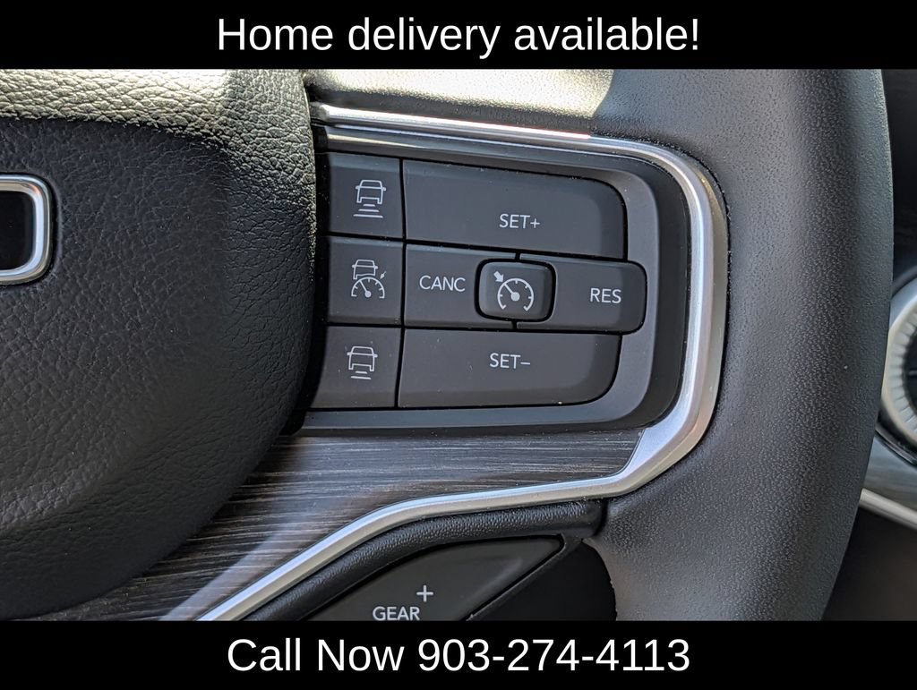 Used 2024 Jeep Wagoneer L Series II w/ Flexible Seating Group AWD/4WD image 18