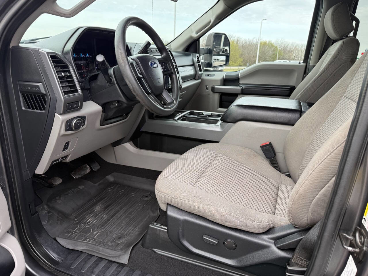 Used 2020 Ford F250 XLT w/ XLT Value Package image 17