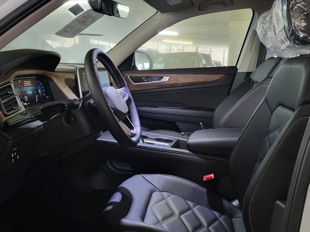 New 2026 Volkswagen Atlas SE image 8