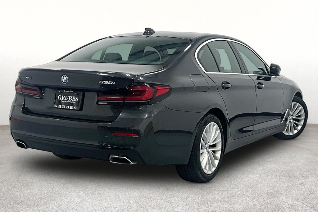 Used 2023 BMW 530i xDrive AWD/4WD image 2