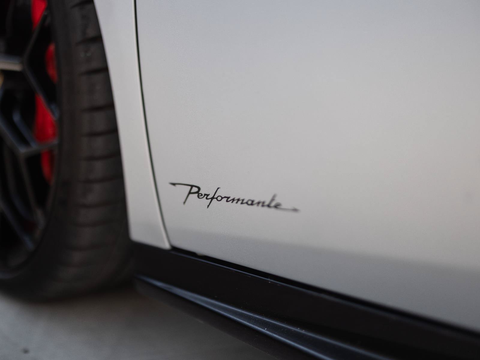 Used 2018 Lamborghini Huracan AWD/4WD image 19