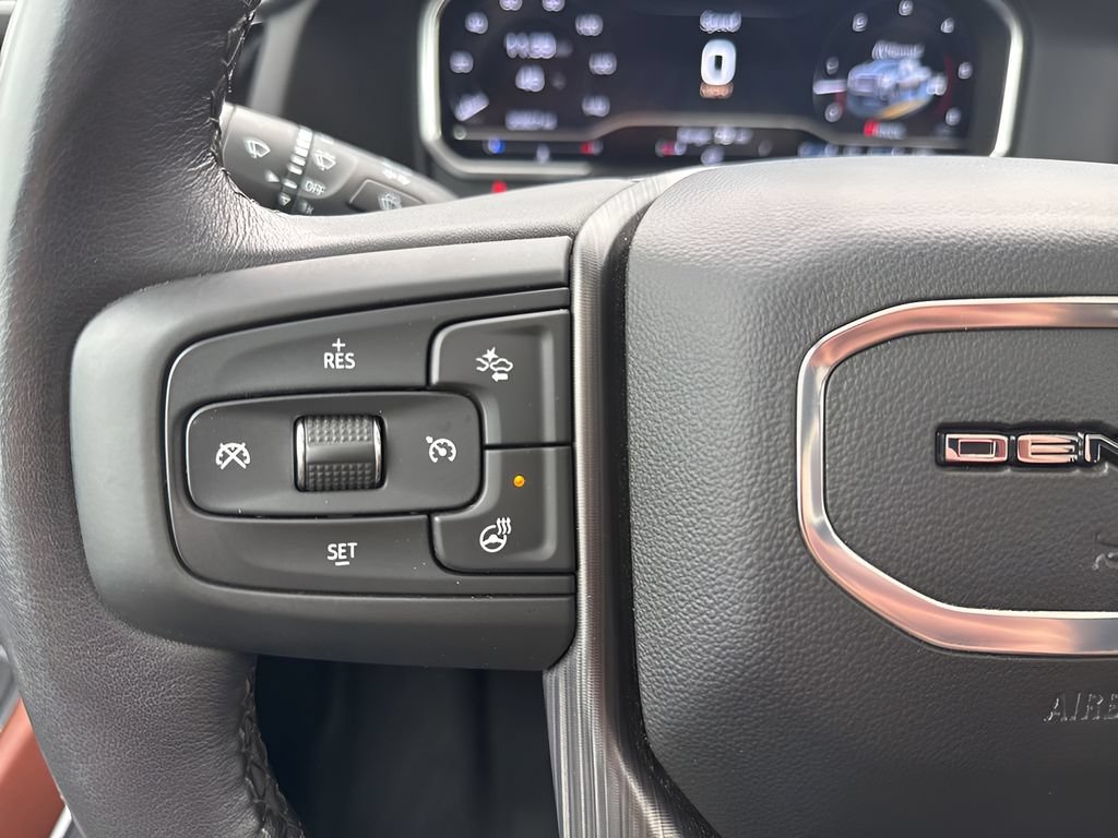 Used 2024 GMC Sierra 3500 Denali Ultimate AWD/4WD image 18