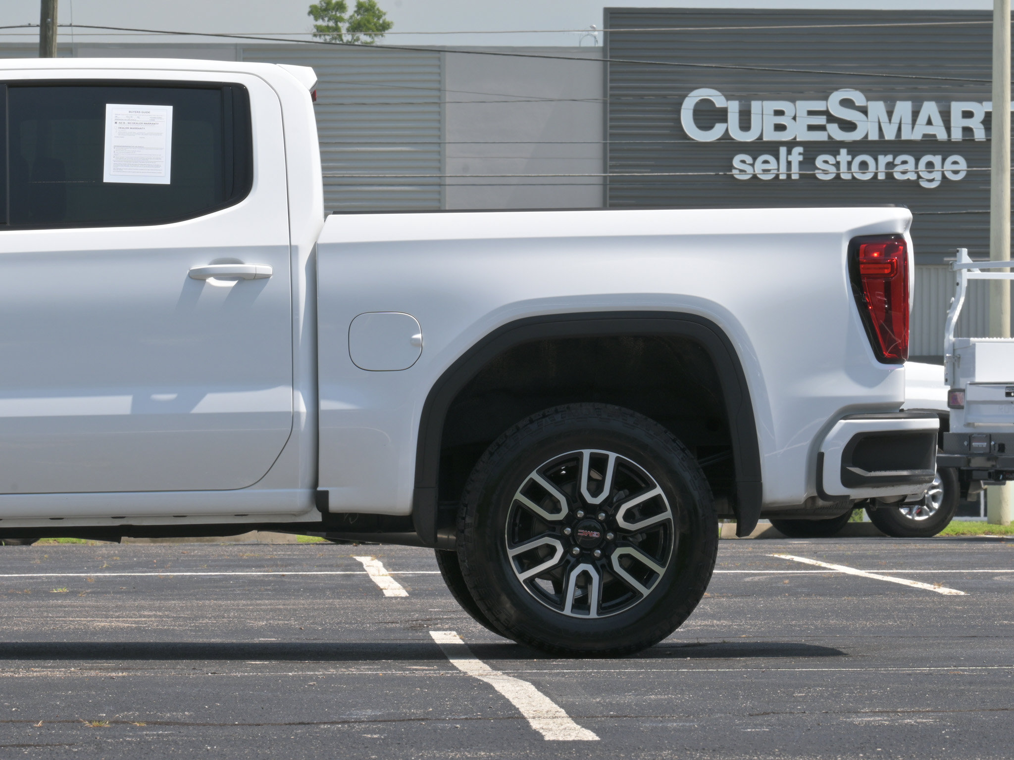 Used 2026 GMC Sierra 1500 AT4 w/ AT4 Premium Package AWD/4WD image 6