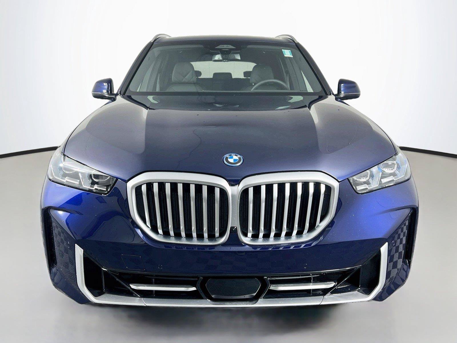 New 2026 BMW X5 xDrive50e w/ Climate Comfort Package AWD/4WD image 9