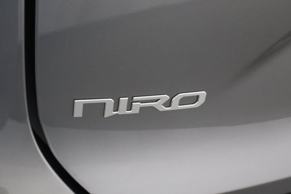 Used 2023 Kia Niro Wind w/ Wind Preserve Package FWD image 37
