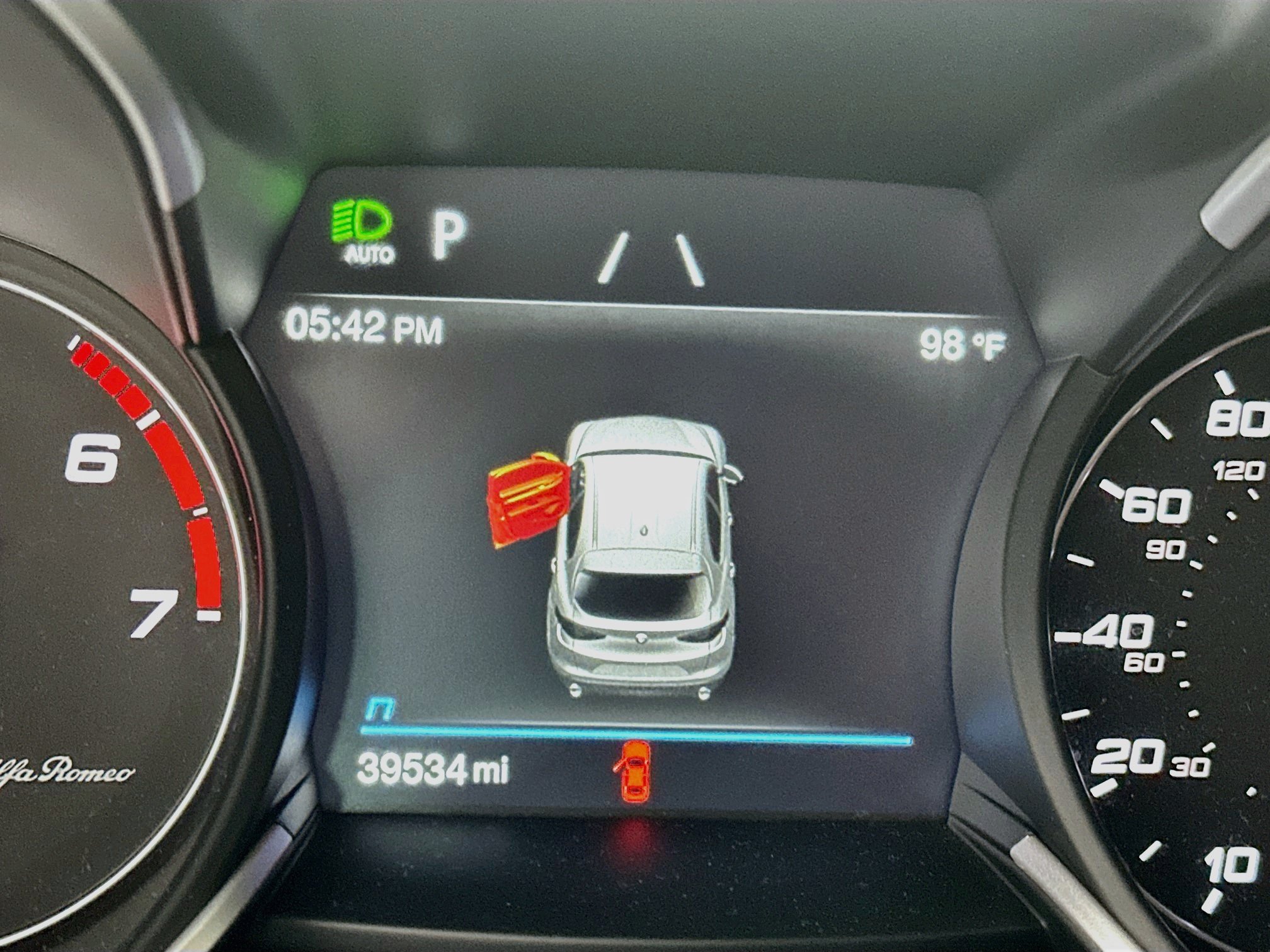 Used 2023 Alfa Romeo Stelvio Veloce AWD/4WD image 18