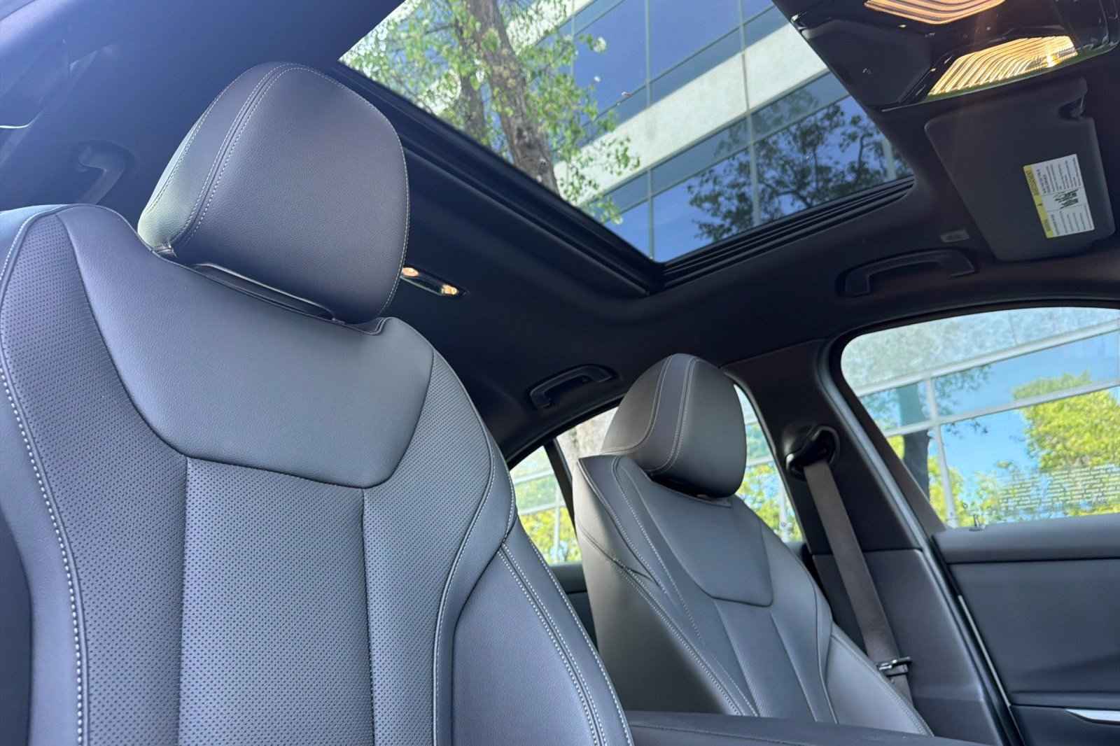 Certified 2025 BMW 330i xDrive Sedan w/ Premium Package image 20