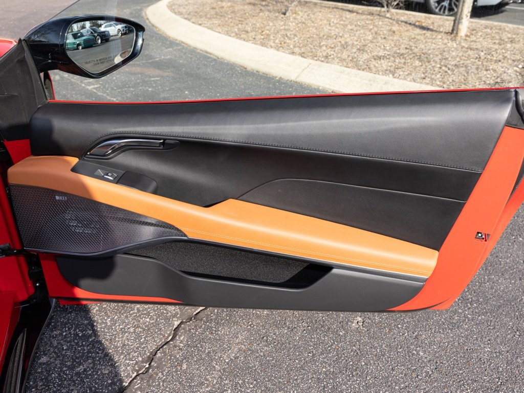 Used 2025 Lotus Emira image 2