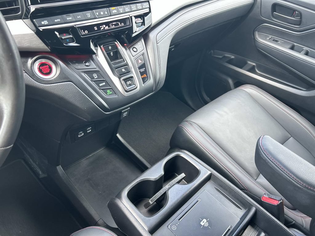 Used 2025 Honda Odyssey Sport-L image 34