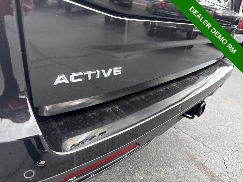 Used 2025 Ford Expedition Max Active AWD/4WD image 9