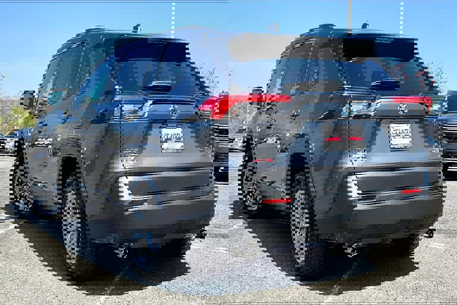 Used 2023 Toyota RAV4 LE image 11