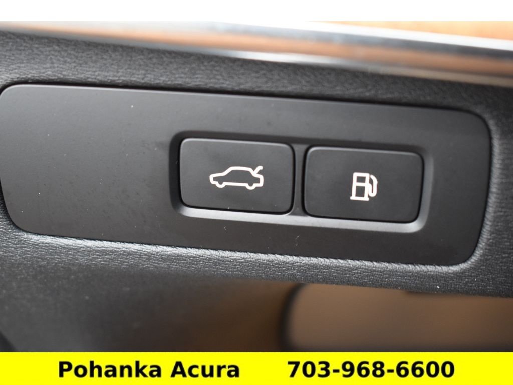 Used 2024 Volvo XC90 T8 Plus AWD/4WD image 22