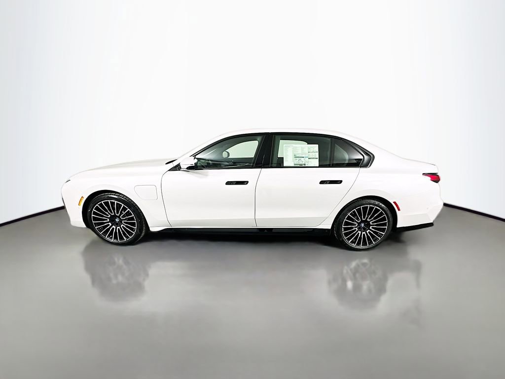 New 2026 BMW 750e xDrive w/ Executive Package image 8
