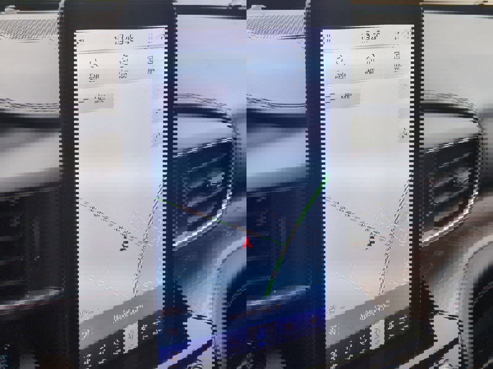 Used 2023 Ford Explorer Platinum w/ Technology Package image 30