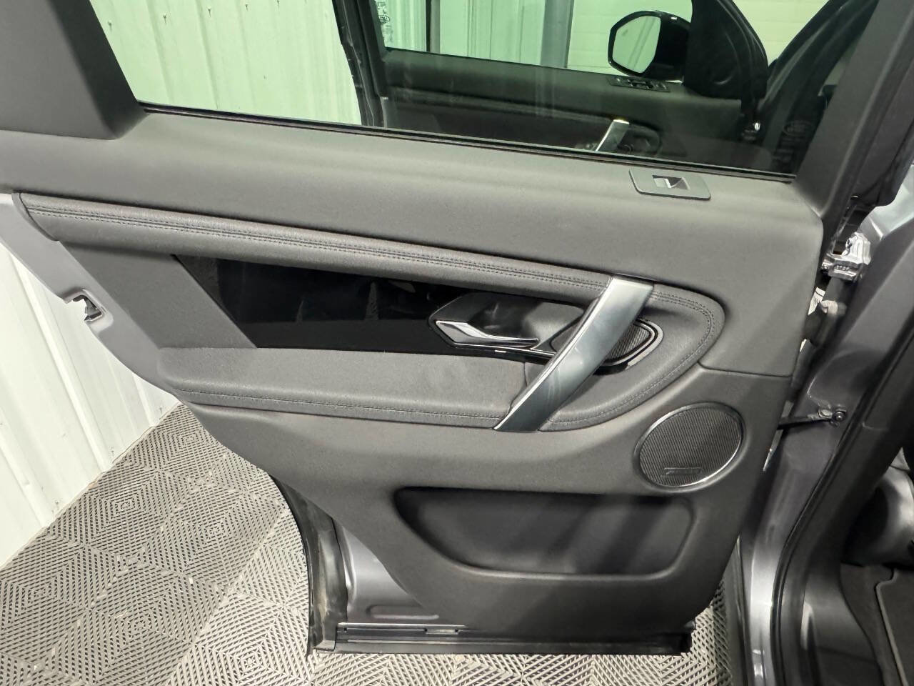 Used 2025 Land Rover Discovery Sport S AWD/4WD image 17