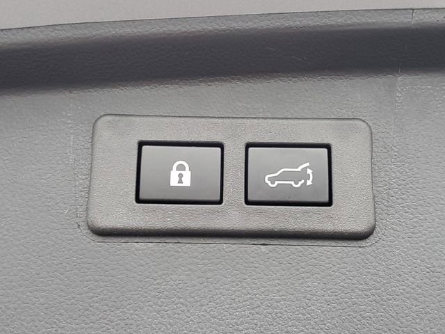 Certified 2025 Subaru Outback Wilderness AWD/4WD image 9