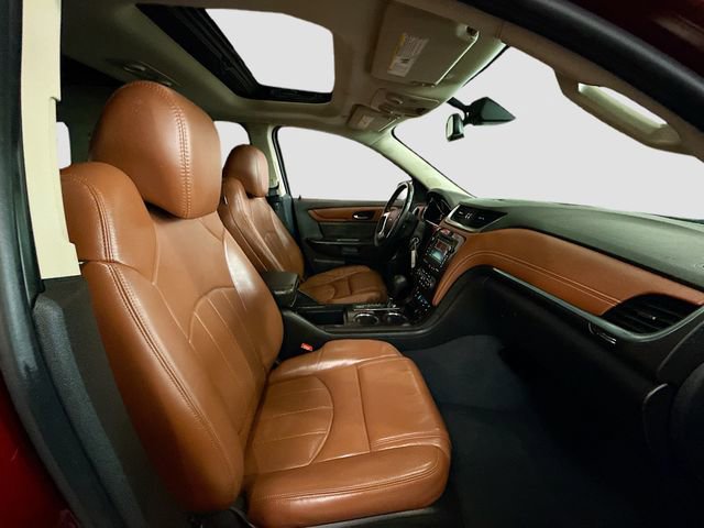 Used 2017 Chevrolet Traverse Premier image 31