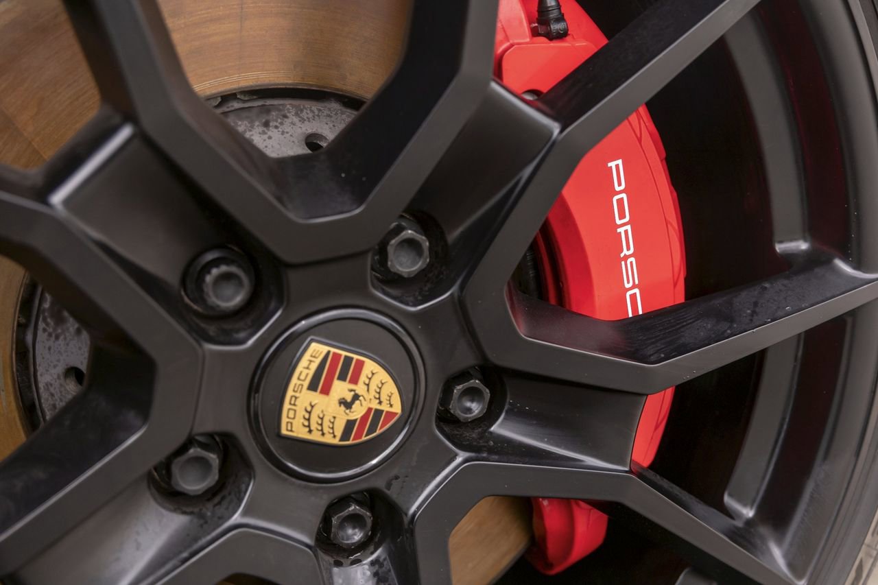 Used 2022 Porsche Taycan GTS AWD/4WD image 8