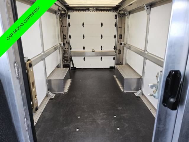 Used 2024 Chevrolet Brightdrop 600 w/ Commercial Equipment Package AWD/4WD image 11