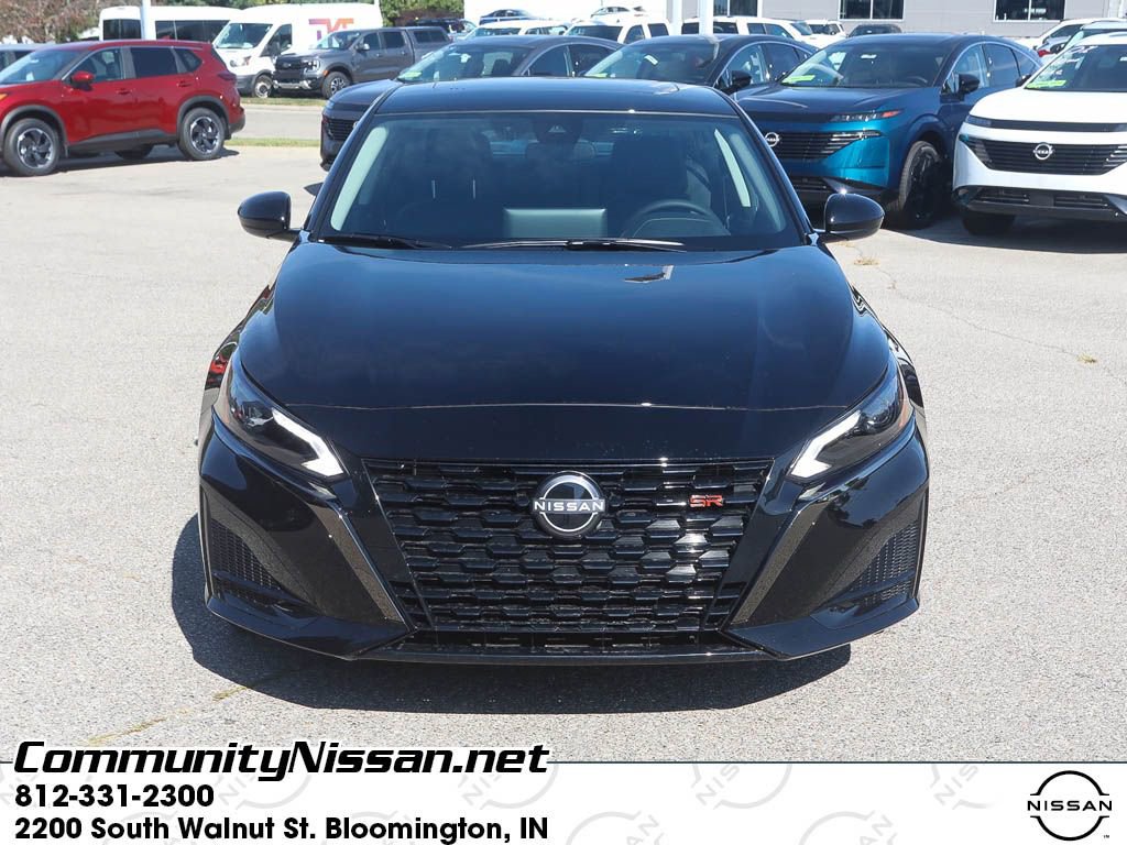 New 2025 Nissan Altima 2.5 SR w/ SR Premium Package image 9