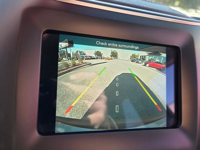 Used 2021 Jeep Cherokee Latitude w/ Mopar Interior Package image 23