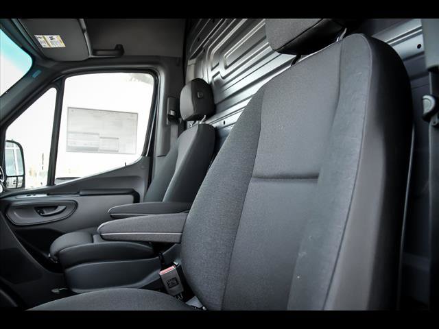 New 2025 Mercedes-Benz Sprinter 3500 image 8