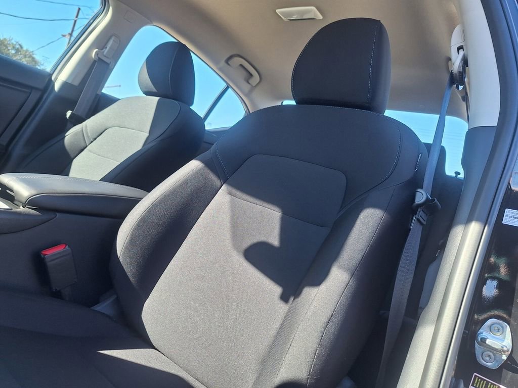 Certified 2025 Nissan Sentra S image 11