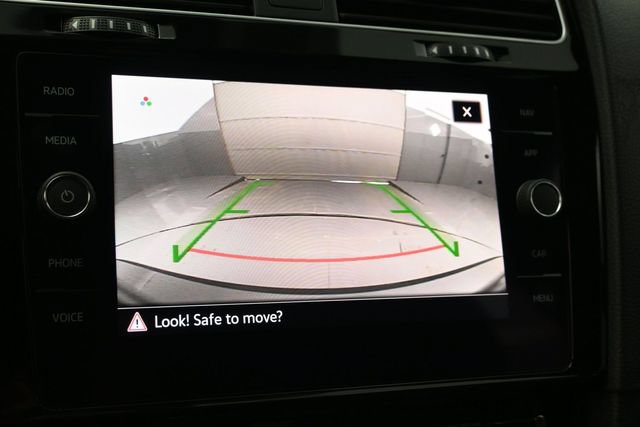 Used 2021 Volkswagen GTI SE FWD image 24