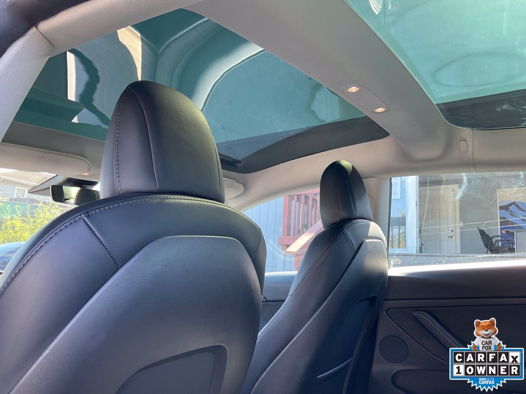 Used 2022 Tesla Model 3 Long Range AWD/4WD image 35
