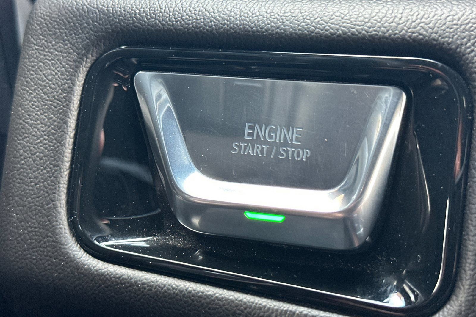 Certified 2025 GMC Yukon Denali image 24