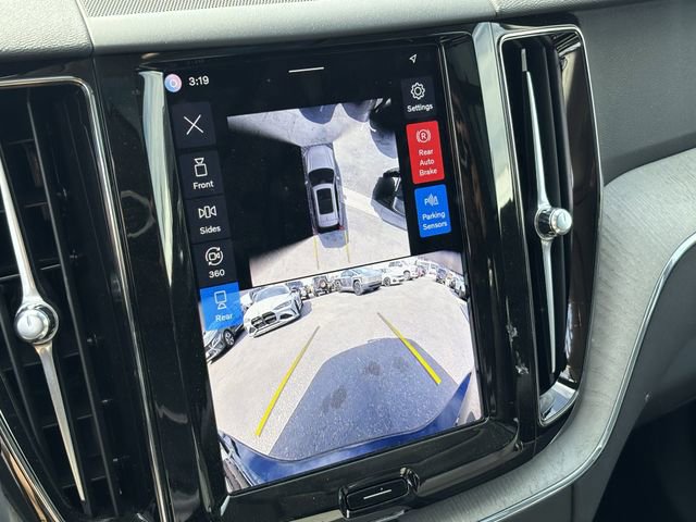 Used 2025 Volvo XC60 B5 Plus image 7