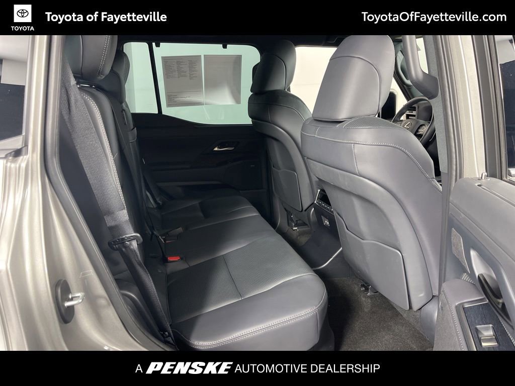 Used 2024 Lexus GX 550 550 Luxury+ w/ Cold Area Package image 9