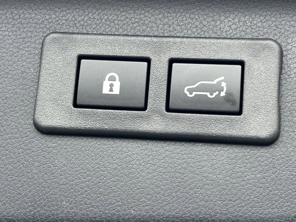 Certified 2026 Subaru Forester Premium image 10