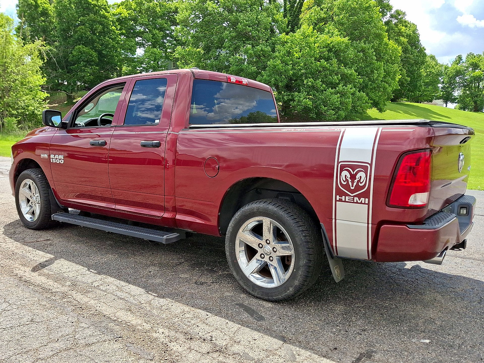 Used 2014 RAM 1500 Express AWD/4WD image 20