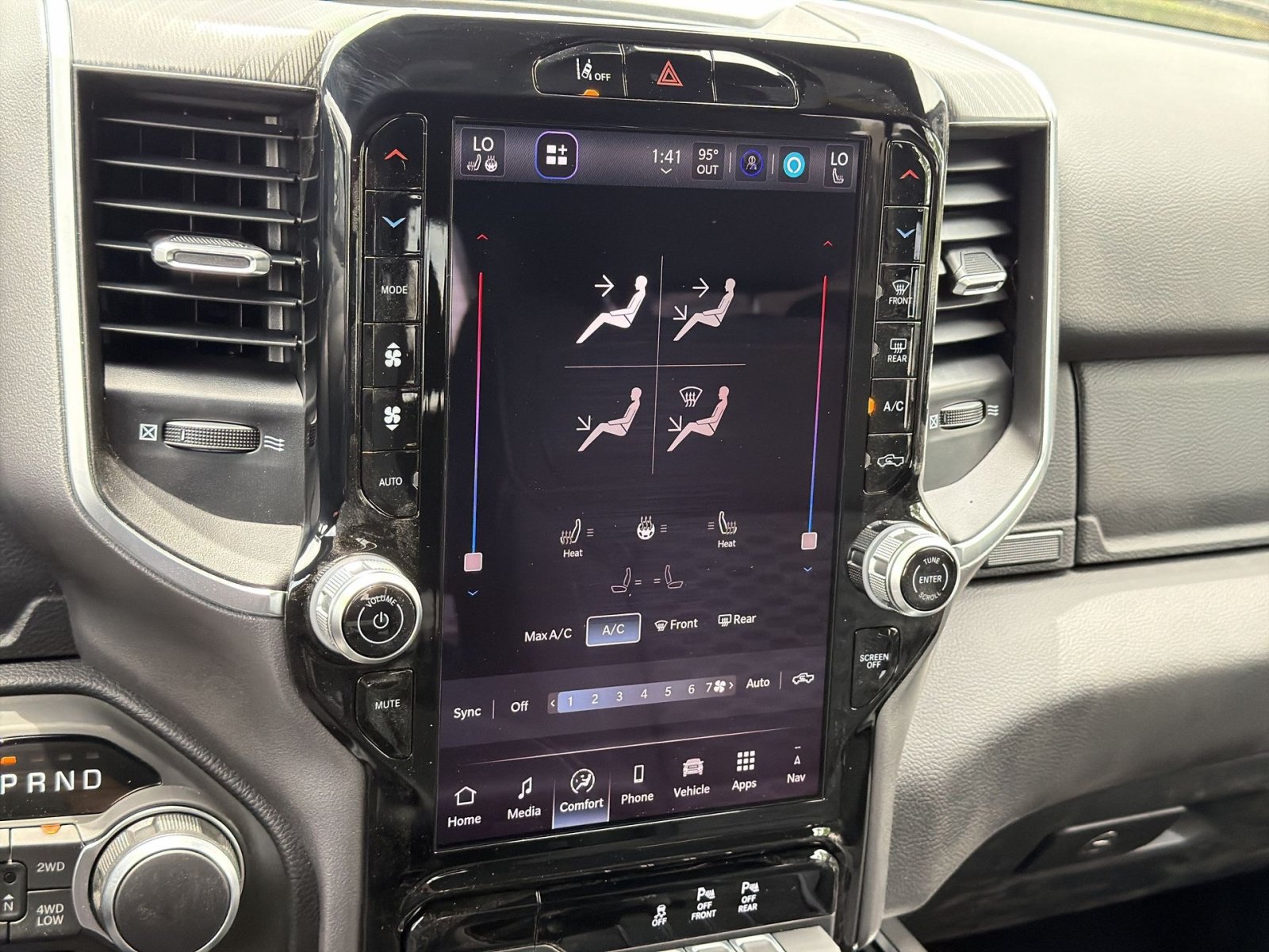 New 2026 RAM 1500 Big Horn AWD/4WD image 21