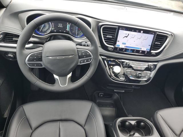 New 2027 Chrysler Pacifica Select AWD/4WD image 13