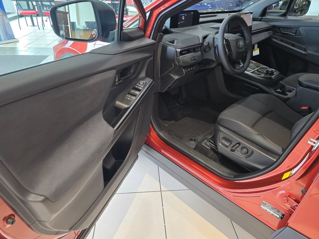 New 2026 Toyota C-HR AWD/4WD image 14