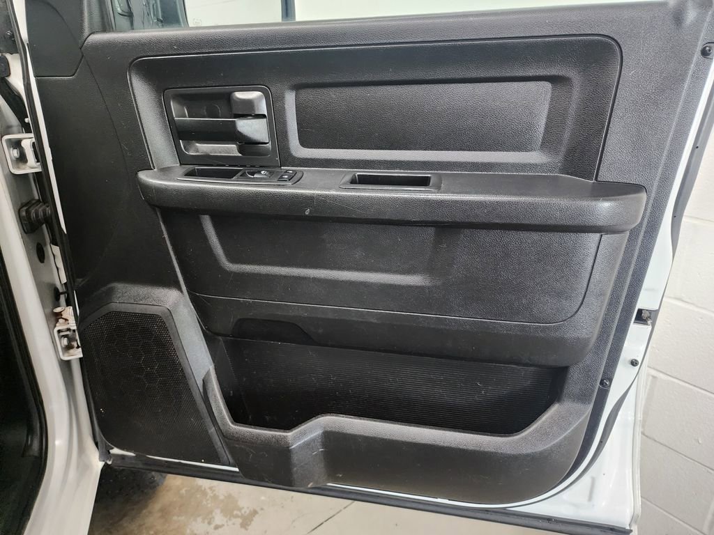 Used 2018 RAM 2500 Tradesman AWD/4WD image 25