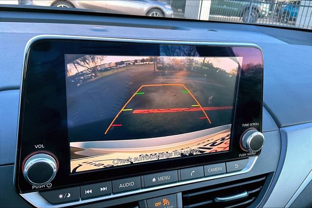 Used 2024 Nissan Altima 2.5 SR image 11