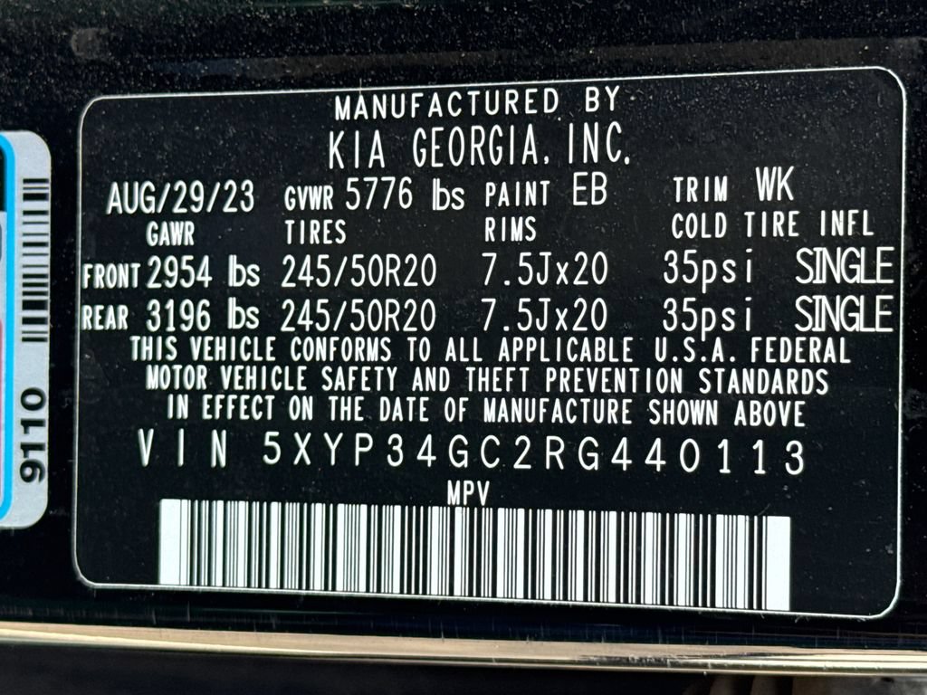 Certified 2024 Kia Telluride EX w/ EX Captain's Chair Package FWD image 32
