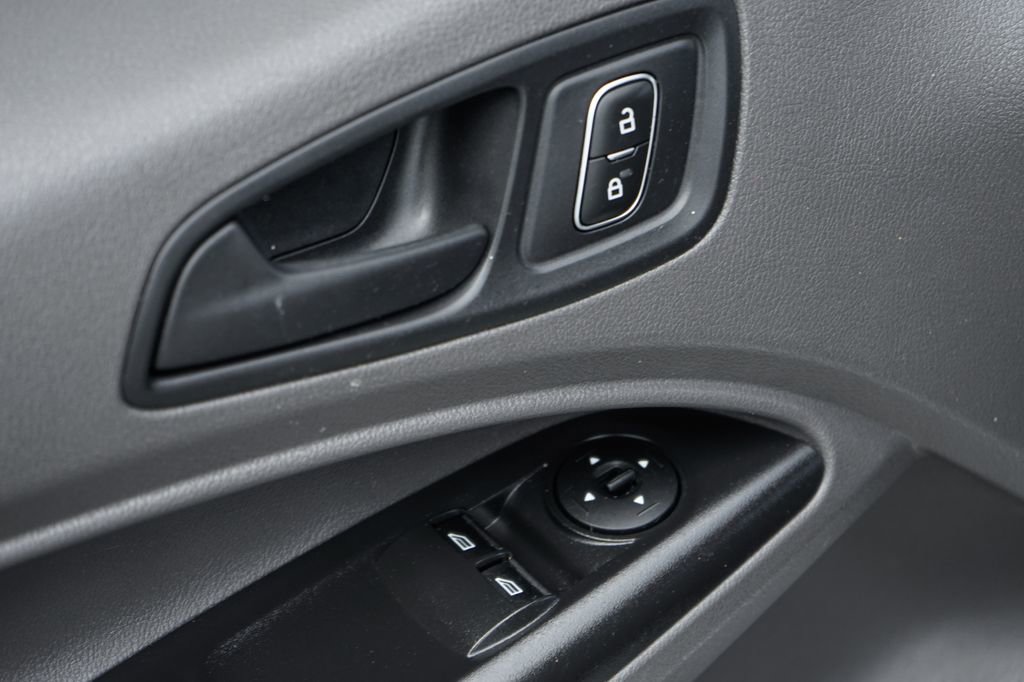 Used 2020 Ford Transit Connect XL FWD image 18