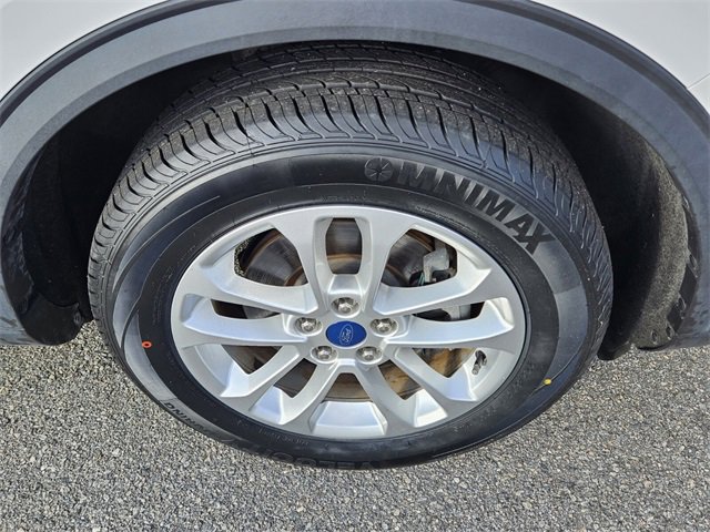 Used 2020 Ford Escape SE image 15