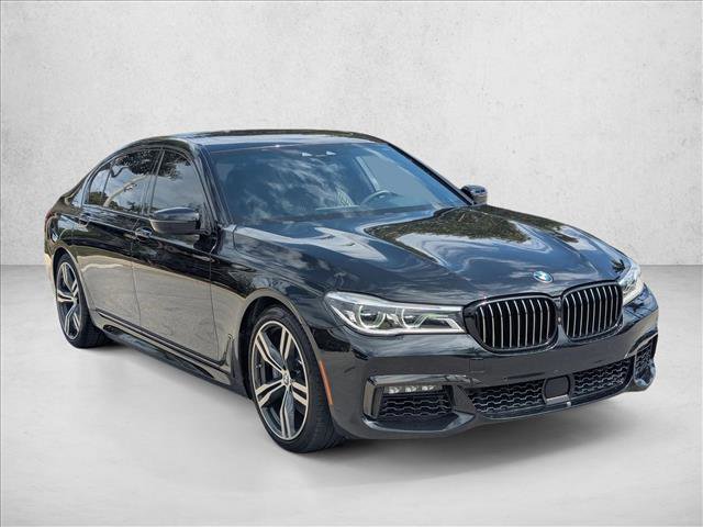 Used 2019 BMW 750i w/ Executive Package image 3