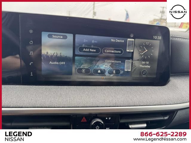 Certified 2025 Nissan Kicks SV AWD/4WD image 22
